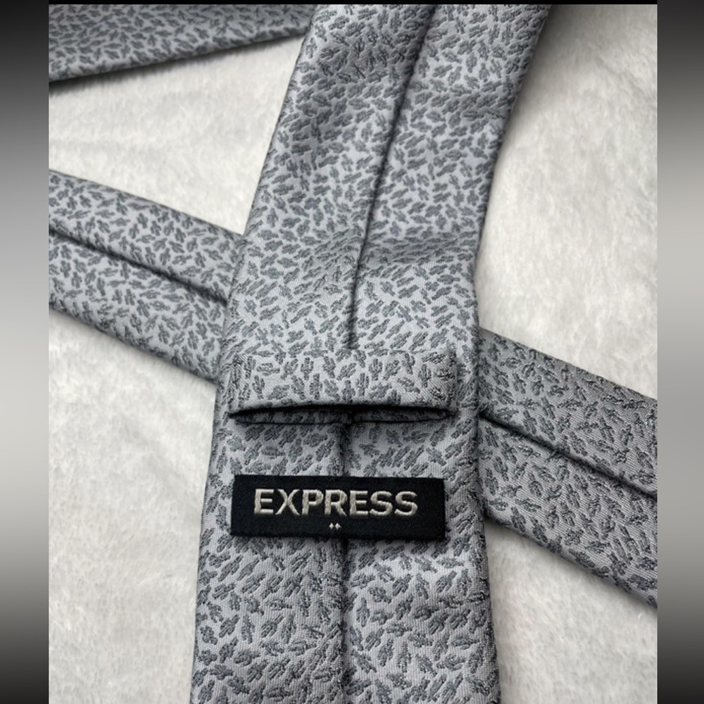 Express Tie | Express | Tie | Ties